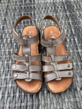 Pavers Luck Leather T-Bar