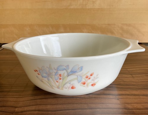 Vintage pyrex casserole dish - vintage,