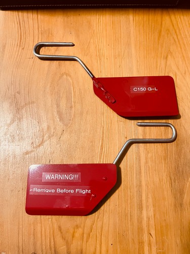 Cessna 150 control lock - 150-g-l,