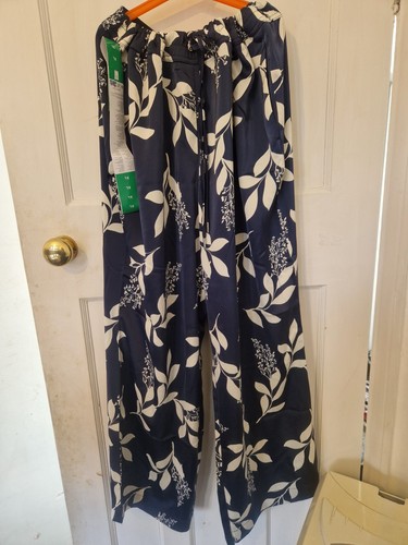 Brand new dalia satin silk - new,