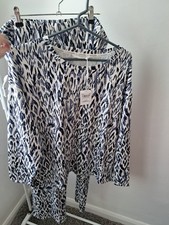 Blue/white Patterned Pyjamas