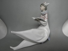 LLADRO FIGURINE 6239 THE YOUNG