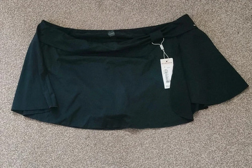 Black swim skirt size - f&f, 20