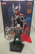 Iron Studios Thor 1/10 Deluxe Exclusive Art Scale Figure Statue Lights Up MCU