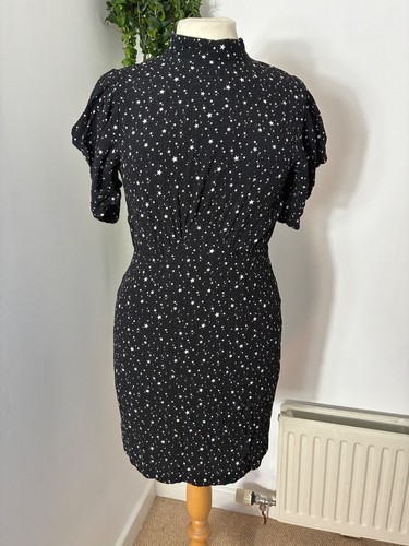 Size 16 black star - size, 14