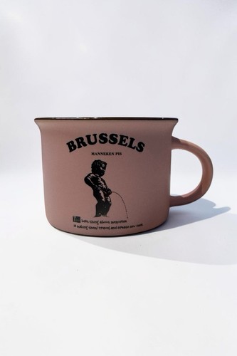 Brussels manneken pis mug - brussels,