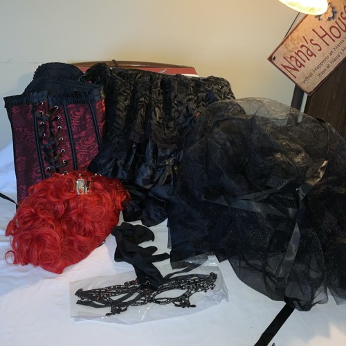 Sexy goth queen - of, hearts