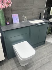 Combo Unit,basin,wc,waste Ex