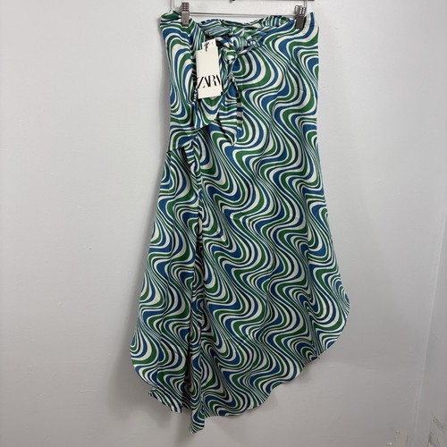 Zara skirt size medium green - size,