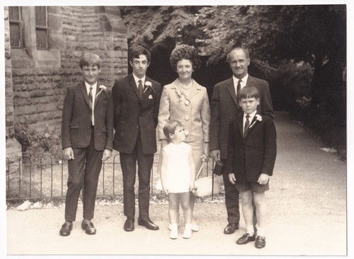 Vintage 1960s family - 1960s,