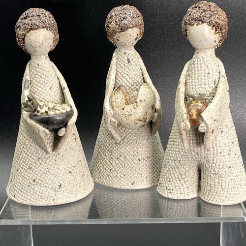 Rito barro pottery figures - rito,