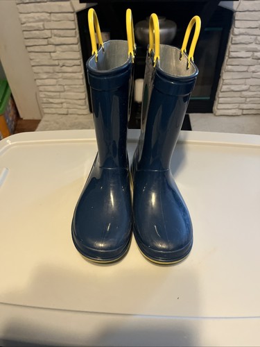 Children size rain boots - children's,