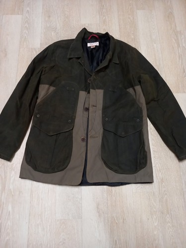 Filson oil finish - tin, cloth