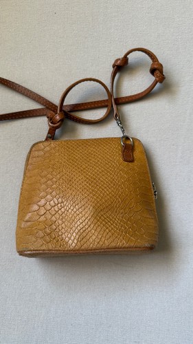 Vera pelle italian - italian, shoulder