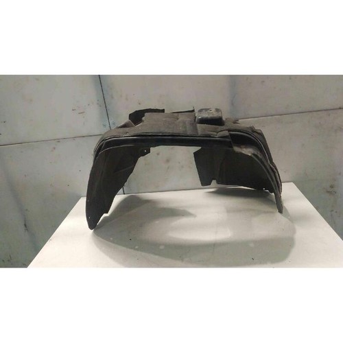 Right front wheel arch - wheel,