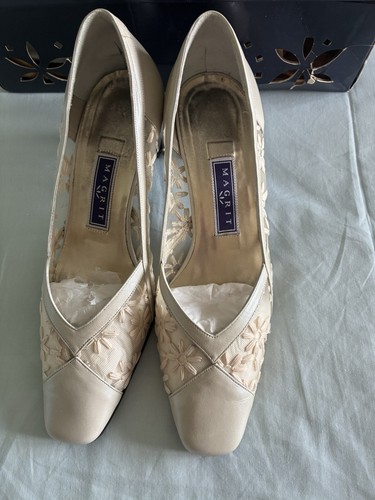 Magritte flower lace - magritte, shoes