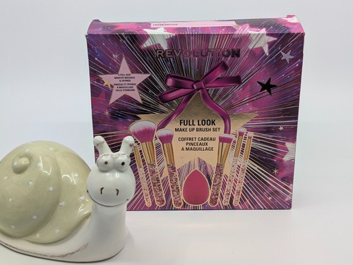 Revolution beauty full look - revolution,