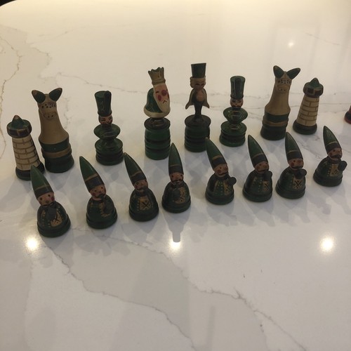 Chess set vintage hand painted - vintage,