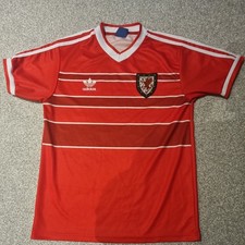 Wales  Cymru 1984 Home Red