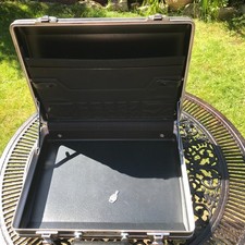 Engineers Black Lockable Carry Case /Tool Box +  Key - 43cm