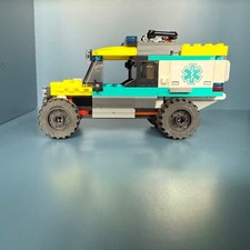 LEGO City 4×4 Off-Road Ambulance Rescue (40582)  vehicle only