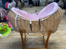 moses basket and rocking stand