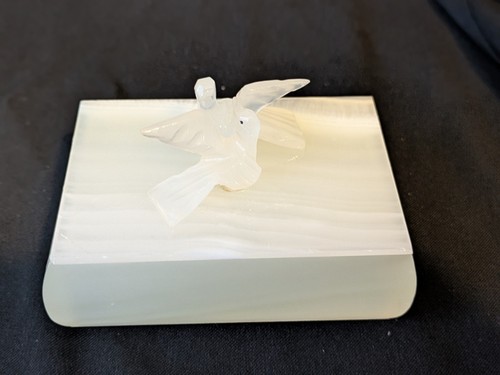 Alabaster quartz lovebirds - quartz,