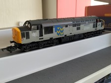 LIMA 00 GAUGE  CLASS 37 37511