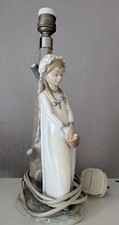 Nao Lamp "Girl with Basket of Flowers"