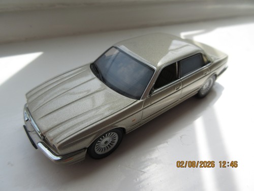 Auto art jaguar xjr - auto,
