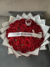 ETERNAL GLITTER ROSE BOUQUET