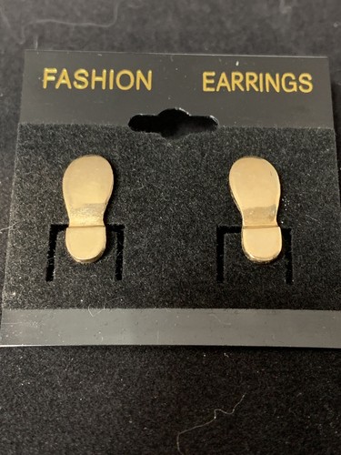 Avon shoe footprints pin tac - shoe,