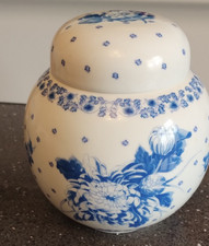 Ringtons Bone China Blue & White Chrysanthemum 5.5" Ginger Jar Tea Caddy Vintage