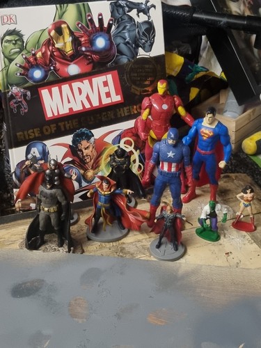 Marvel figures - marvel,