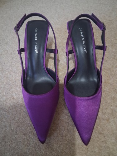 Feet in love purple - on, &