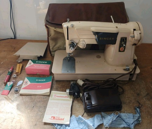 Vintage 60s singer - vintage,