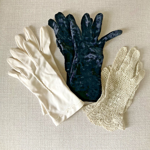 Vintage gloves lot pairs - 3,