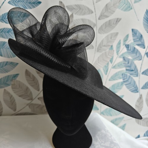 Black bow flower - black,
