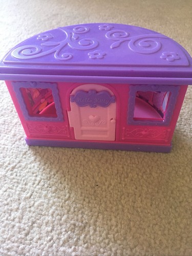 Hello kitty house - hello,
