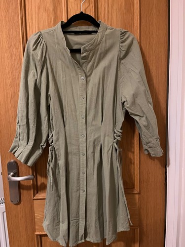 Excellent condition olive - condition,