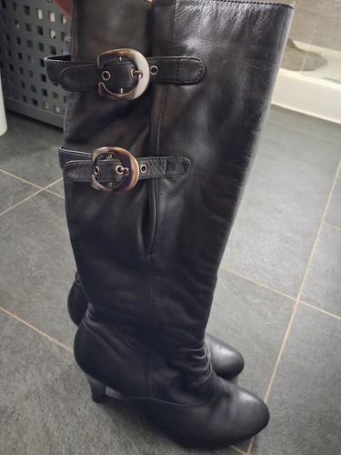 Gorgeous super soft - super, black