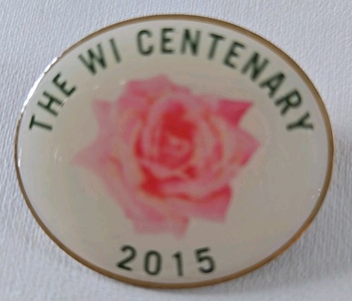 The centenary 2015 rose - wi,