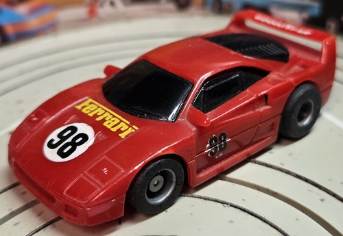 Slot car racing - h0,