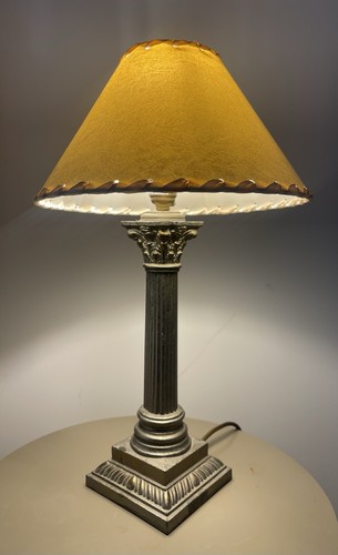 Vintage s corinthian - m, &