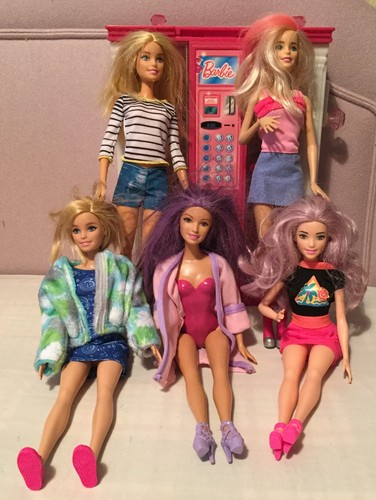 Barbie doll bundle - bundle, lot