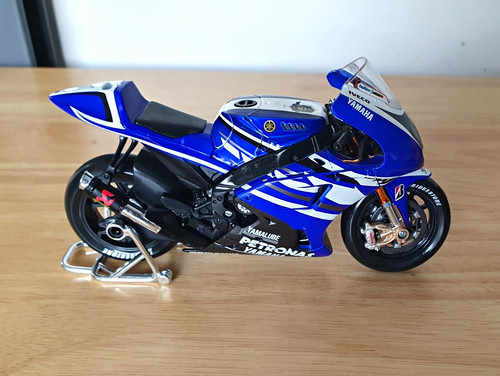 Maisto yamaha factory - 1:10,