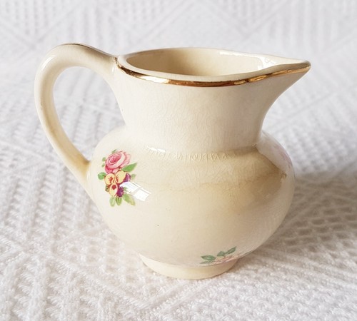 Cream jug mulitcolour - cream,