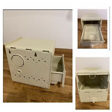 High Quality English Budgie Nest Box Plastic With Concave Cage Aviary Birds