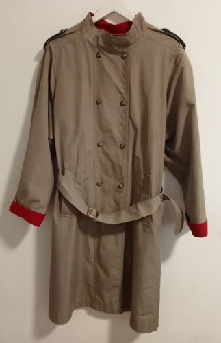 Vintage trench coat - 18,