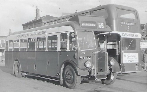 Bus photo gfm882 thames - bus,
